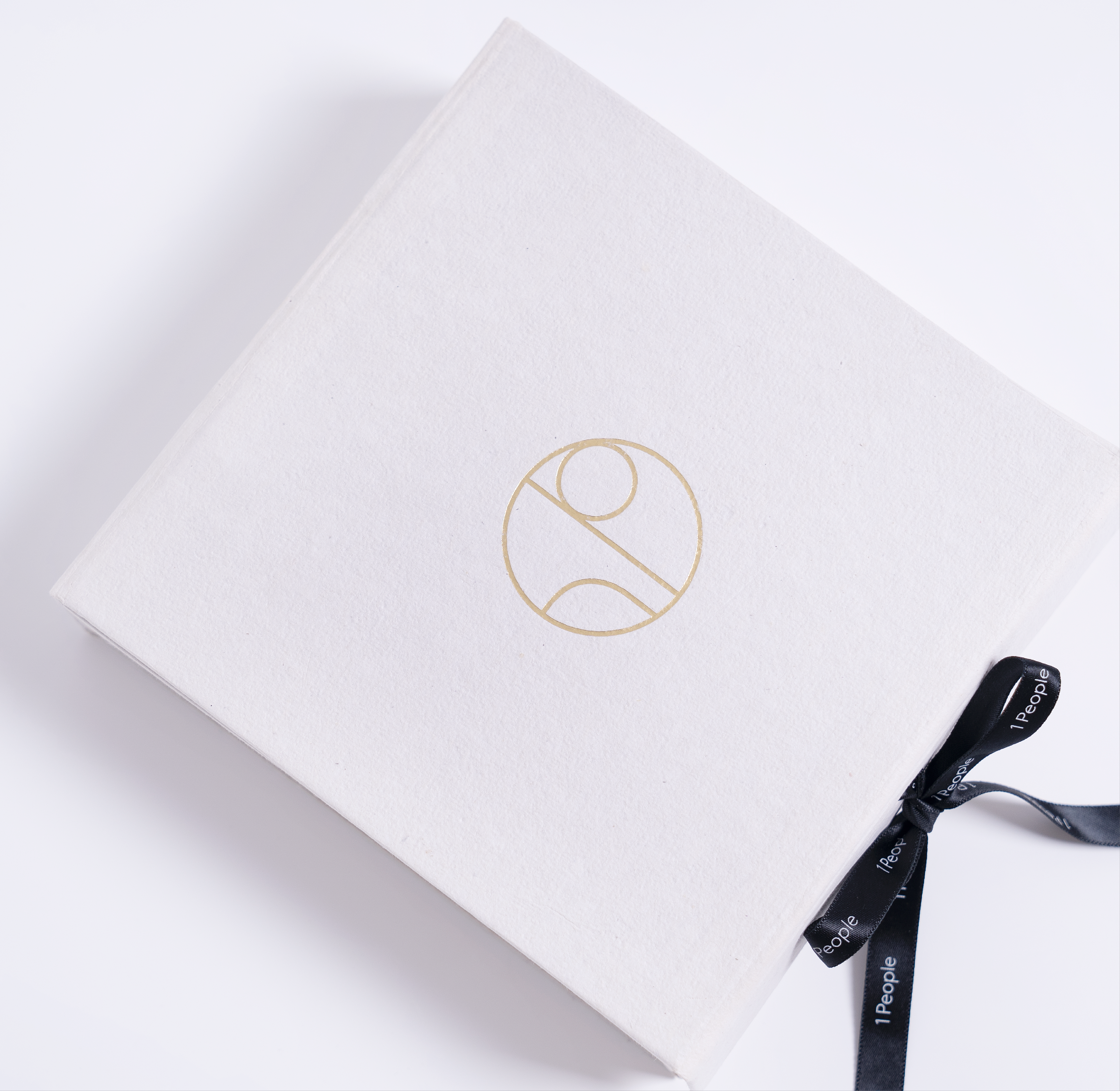 packaging, box, zero waste, recycled paper, sustainable fashion, slow fashion